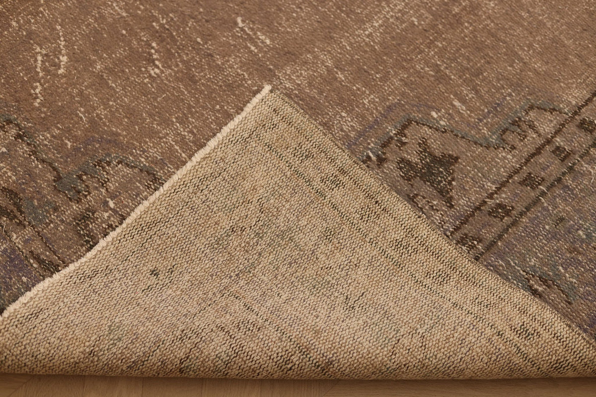 Vintage Isparta Turkish Area Rug 6x10 ft — Brown & Gray Floral