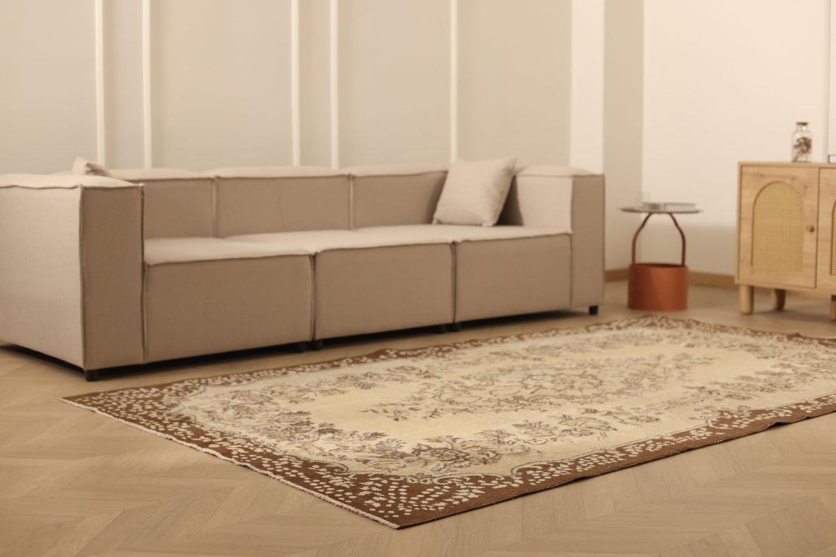 Vintage Isparta Turkish Area Rug 5x9 ft — Beige & Brown Floral (No. 37165)