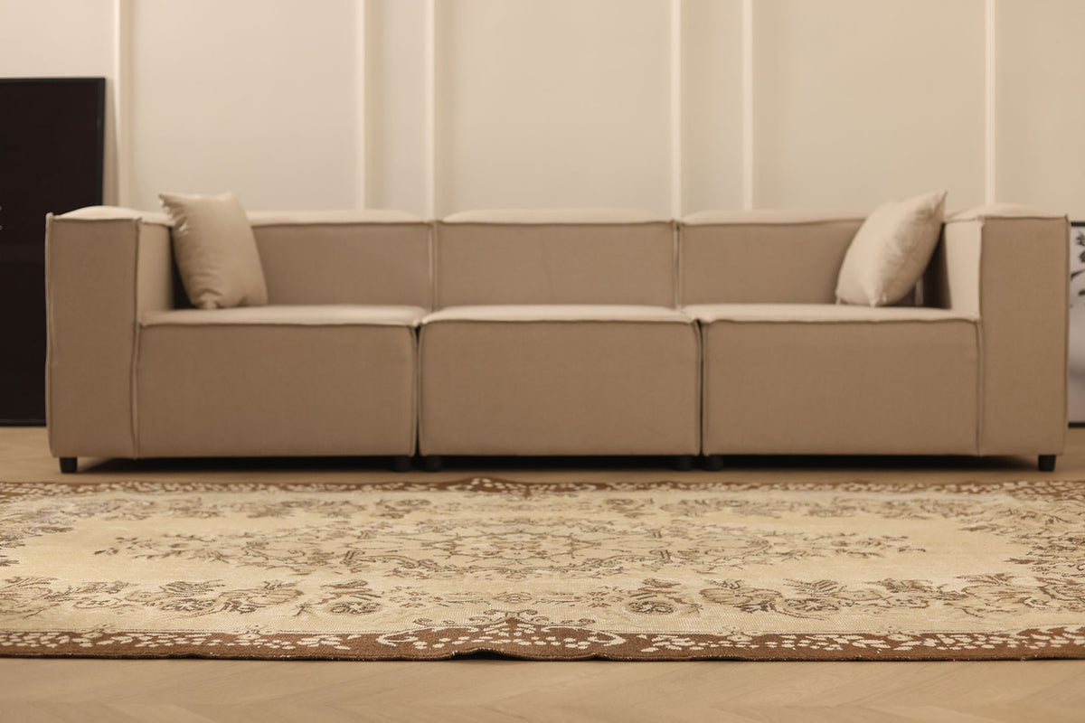 Vintage Isparta Turkish Area Rug 5x9 ft — Beige & Brown Floral (No. 37165)