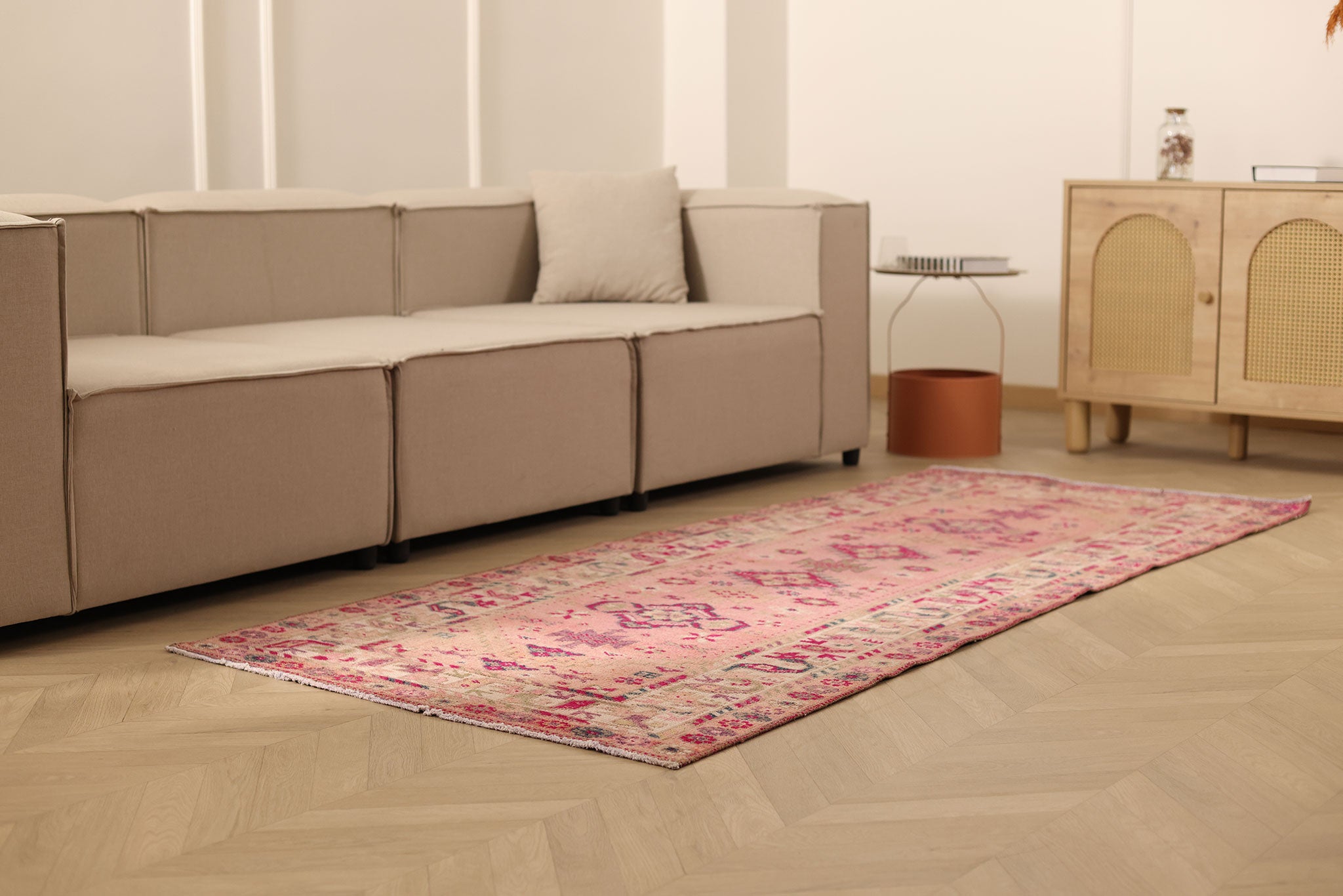 Eshurethok Persian Style Runner Rug