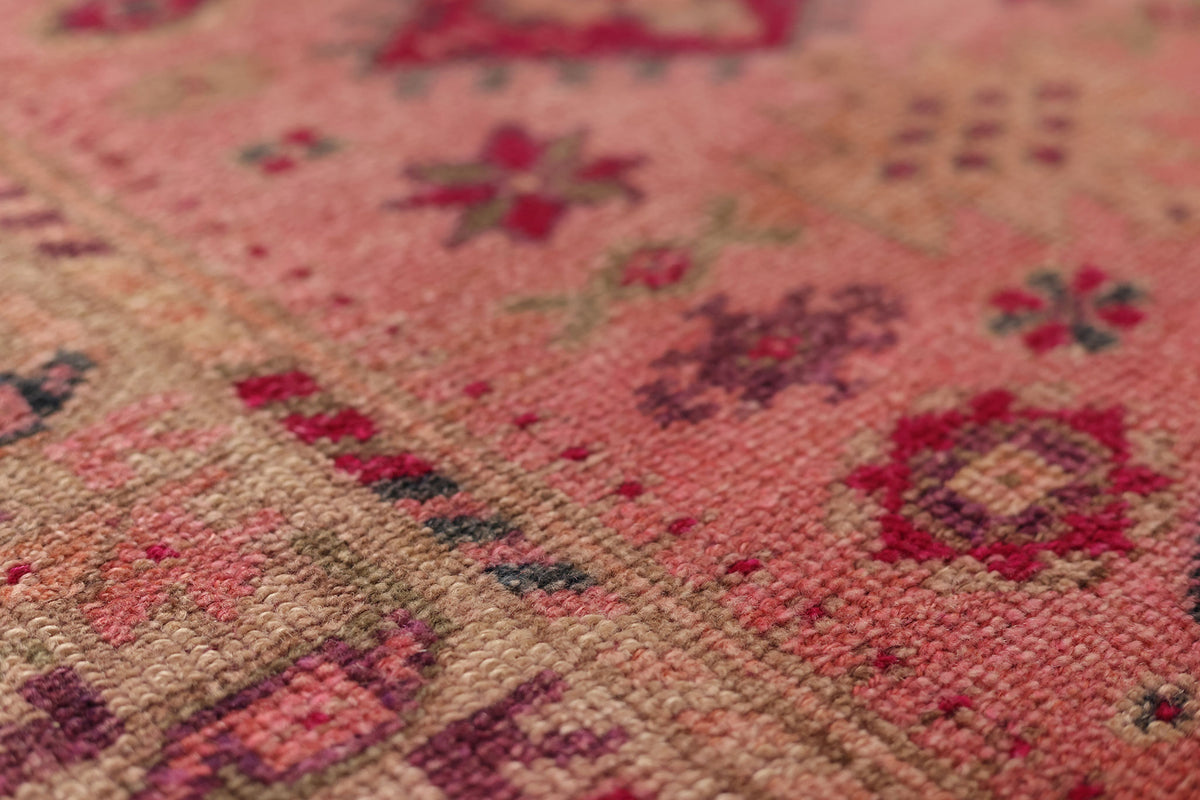 Eshurethok Persian Style Runner Rug
