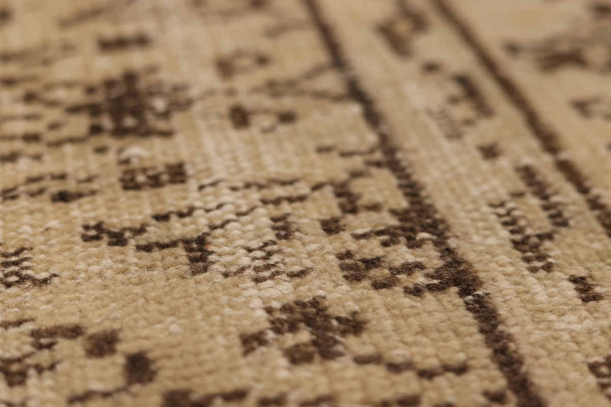 Vintage Manisa Turkish Area Rug 5x8 ft — Beige & Brown Geometric
