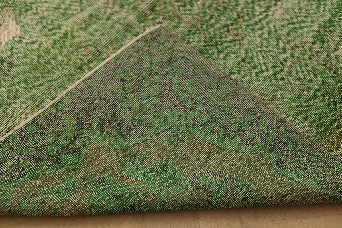 Vintage Isparta Turkish Area Rug 6x9 ft — Green & Gray minimalist