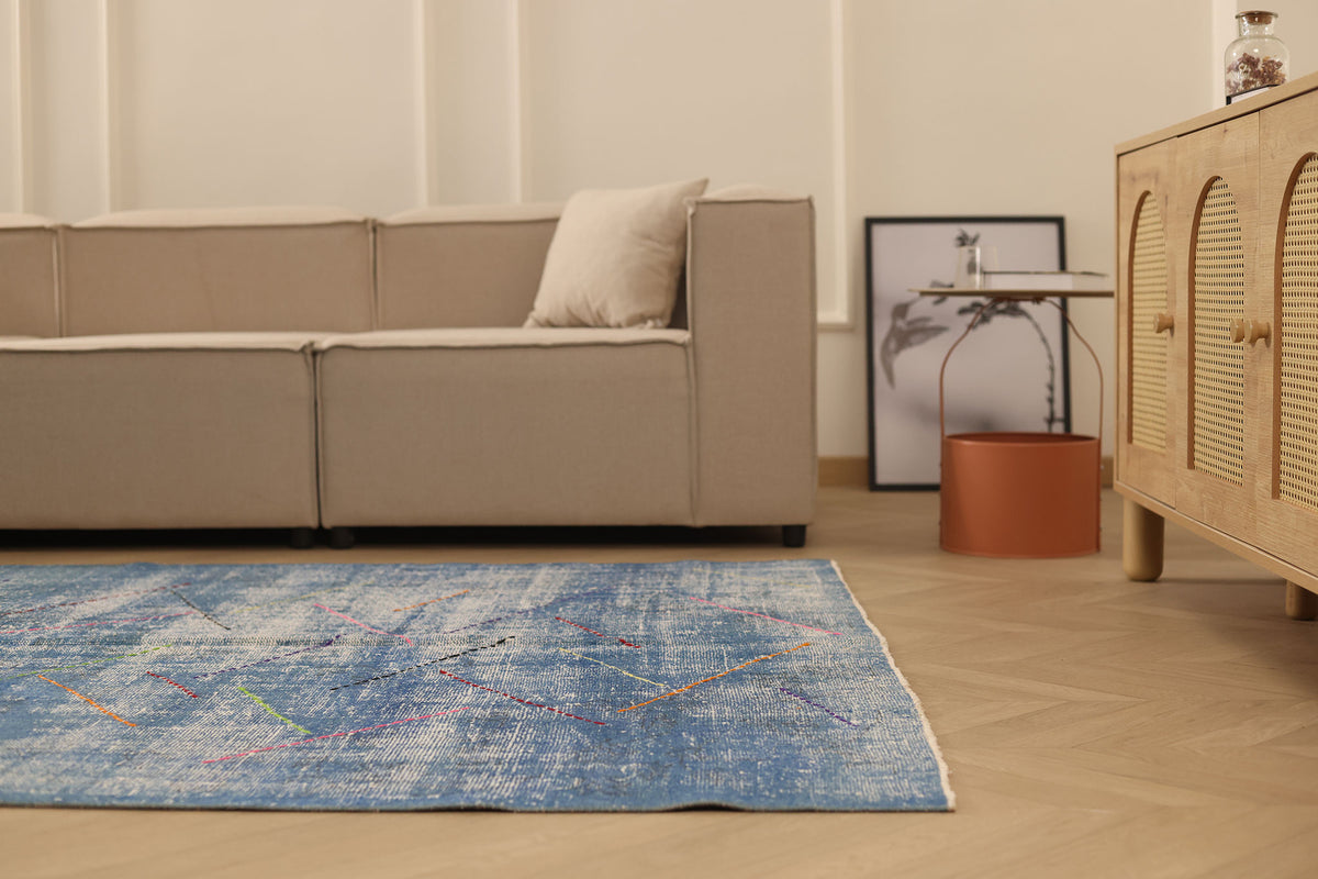 Vintage Manisa Turkish Area Rug 5x8 ft — Blue & Gray Geometric