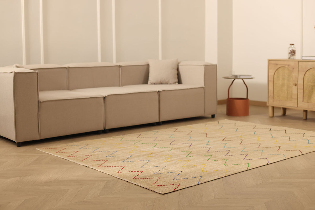 Vintage Manisa Turkish Area Rug 5x8 ft — Beige Geometric