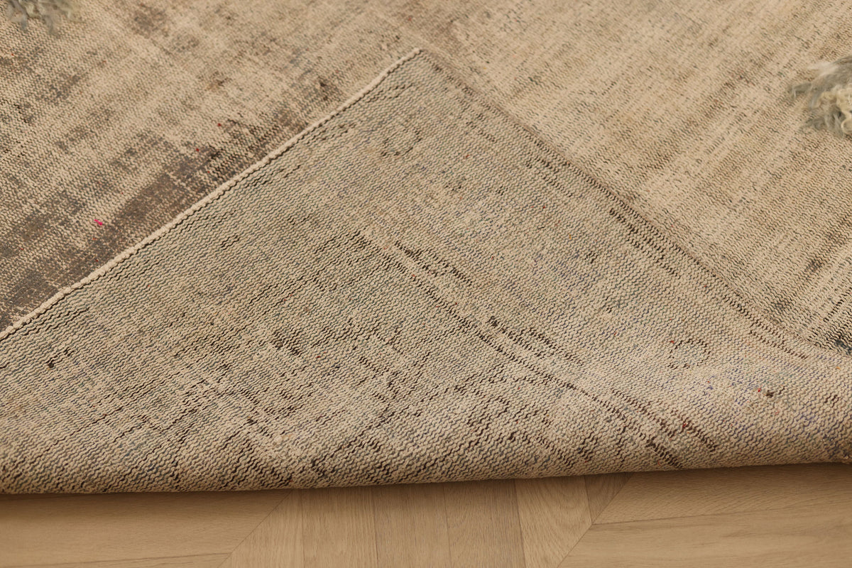 Vintage Manisa Turkish Area Rug 5x8 ft — Beige & Gray Distressed (No. 38277)