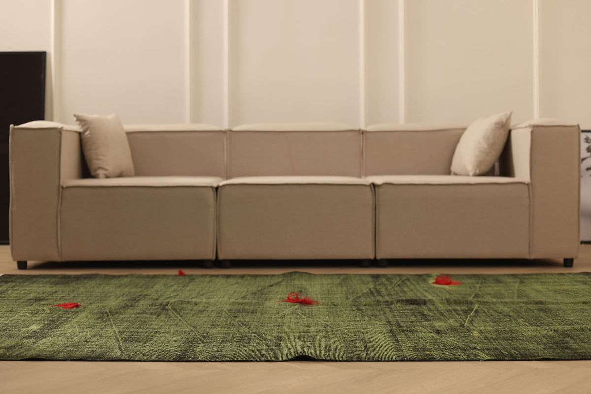 Vintage Manisa Turkish Area Rug 5x9 ft — Green & Red Floral
