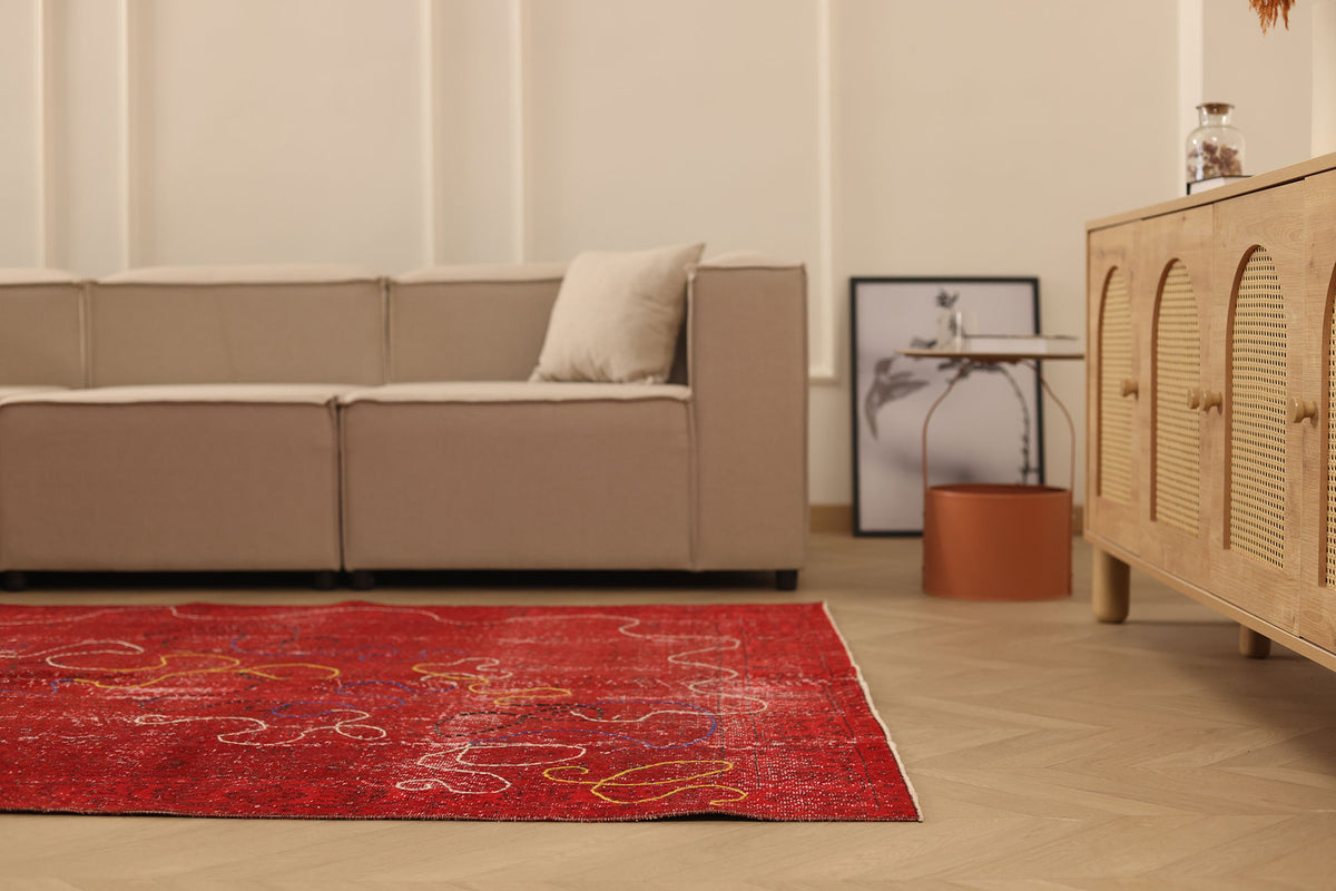 Vintage Isparta Turkish Area Rug 5x9 ft — Red Overdyed