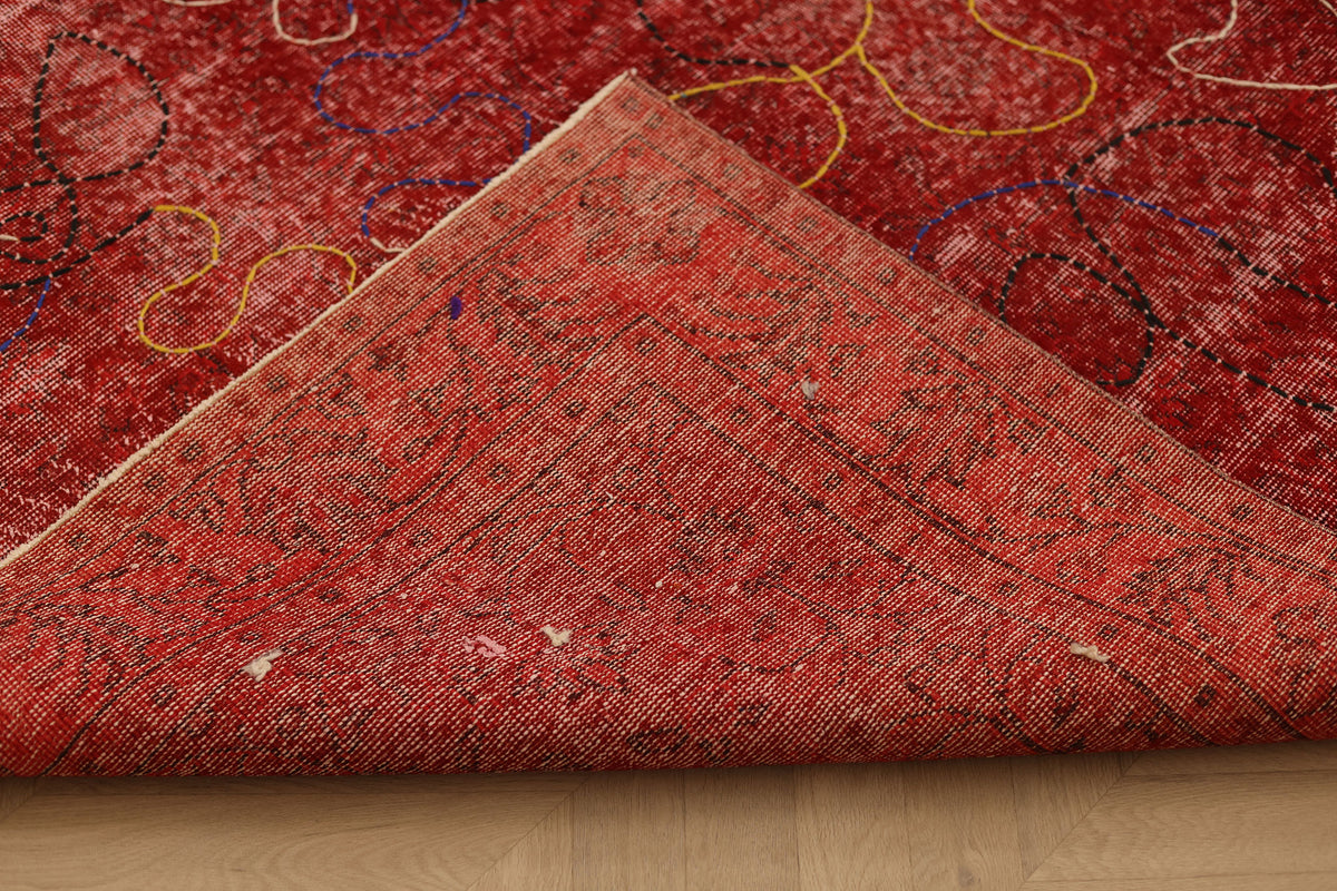 Vintage Isparta Turkish Area Rug 5x9 ft — Red Overdyed