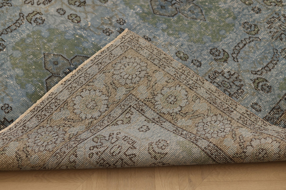 Vintage Isparta Turkish Area Rug 5x8 ft — Blue & Gray Distressed