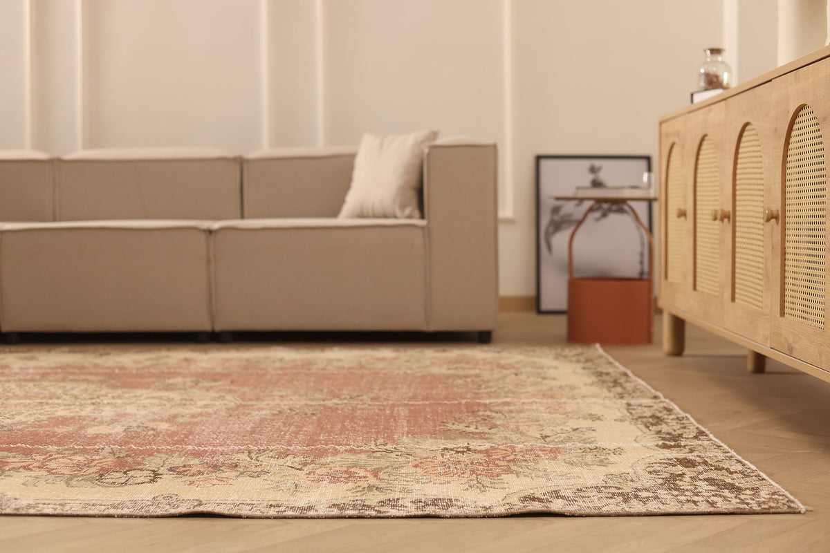 Vintage Isparta Turkish Area Rug 7x10 ft — Red & Beige Floral