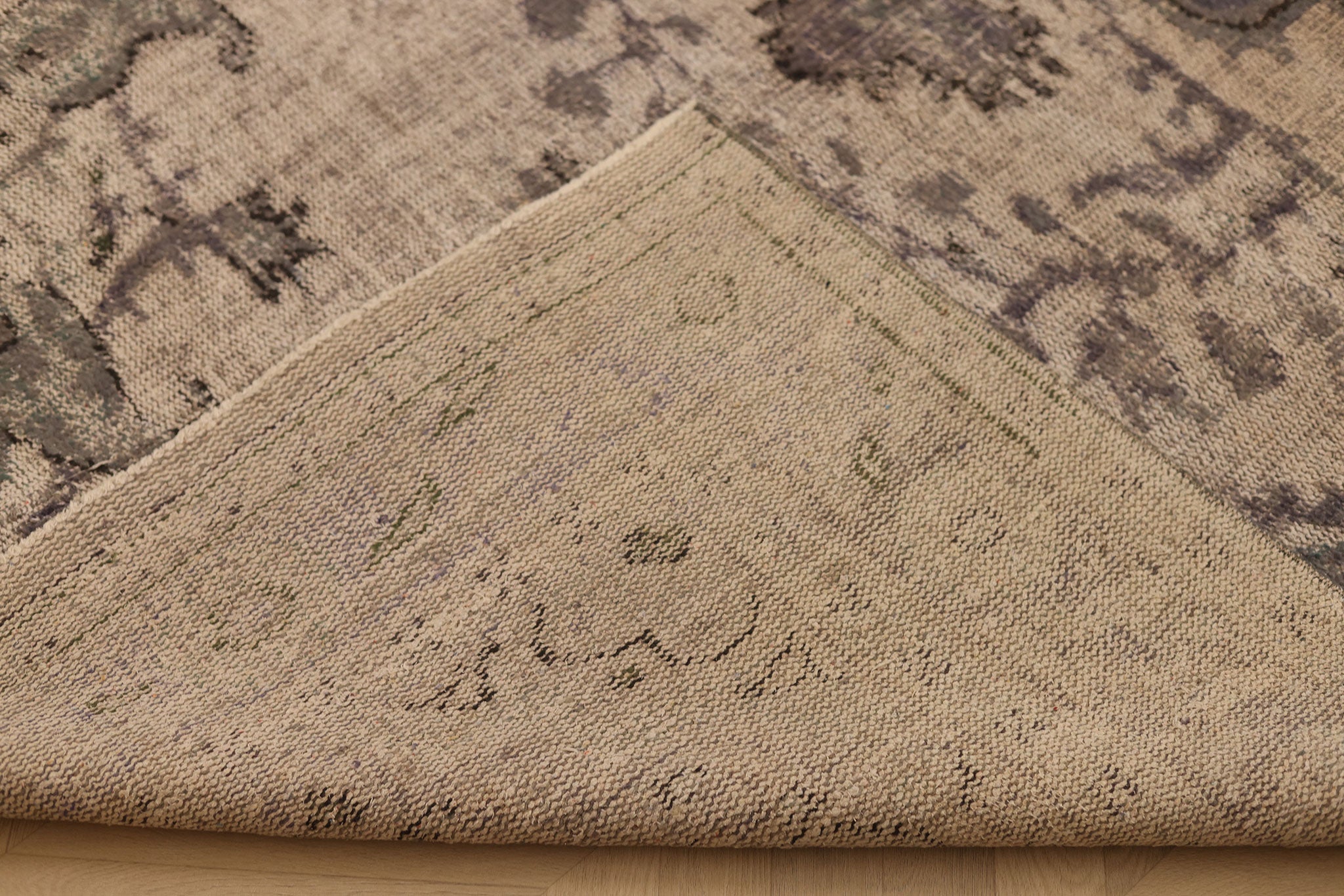 Vintage Manisa Turkish Area Rug 5x10 ft — Gray & Beige Floral