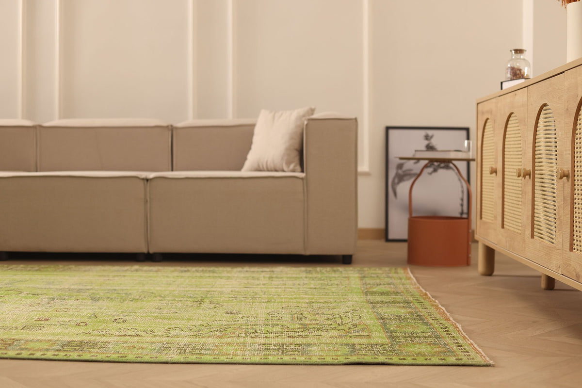 Vintage Manisa Turkish Area Rug 6x10 ft — Green & Beige Floral