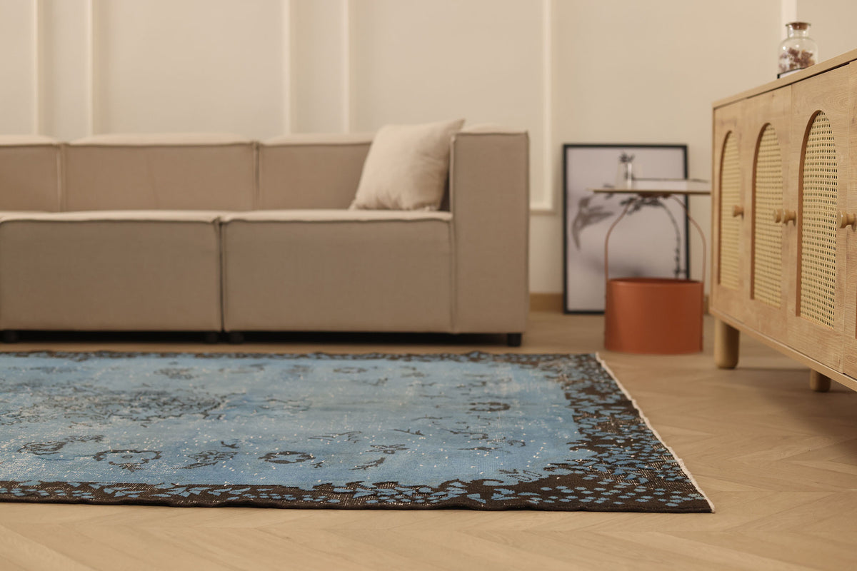 Vintage Isparta Turkish Area Rug 6x9 ft — Blue & Gray Floral (No. 38526)