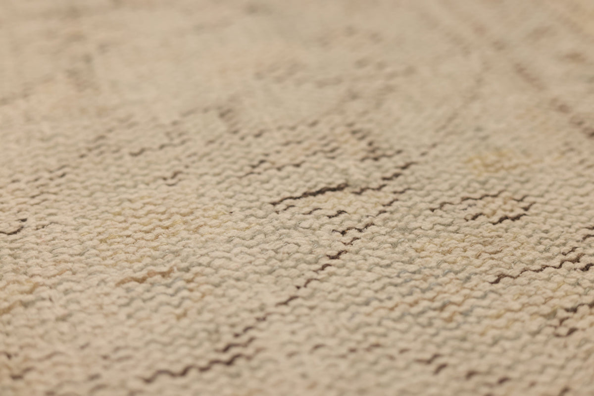 Vintage Manisa Turkish Area Rug 5x8 ft — Beige & Gray Distressed