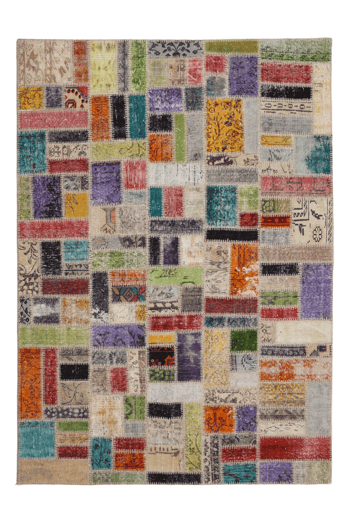 Vintage Turkish Area Rug 5x8 ft — Patchwork