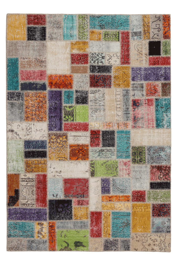 Vintage Turkish Area Rug 5x7 ft — Patchwork (No. 38625)