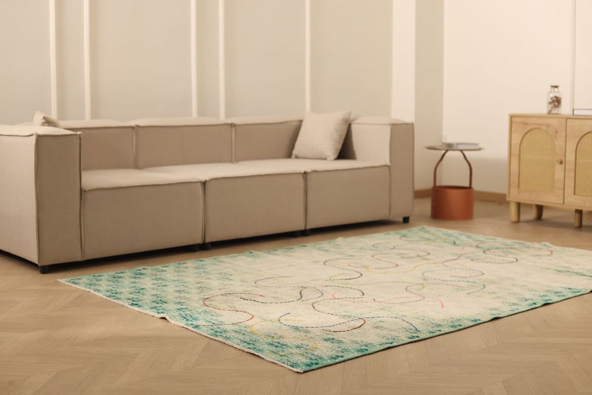 Vintage Manisa Turkish Area Rug 6x8 ft — Green & White Distressed