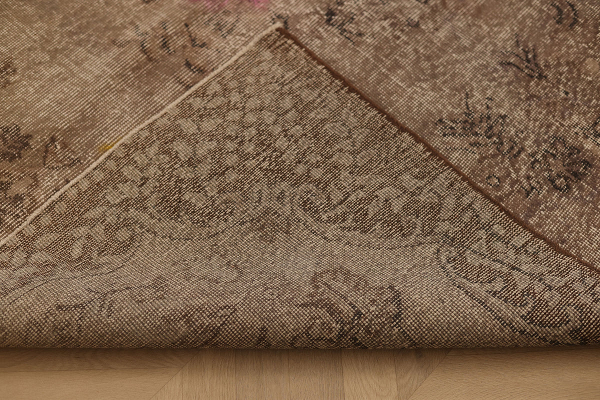 Vintage Isparta Turkish Area Rug 5x9 ft — Brown & Gray Distressed