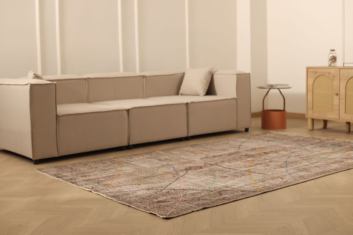 Vintage Manisa Turkish Area Rug 5x9 ft — Beige & Brown Geometric