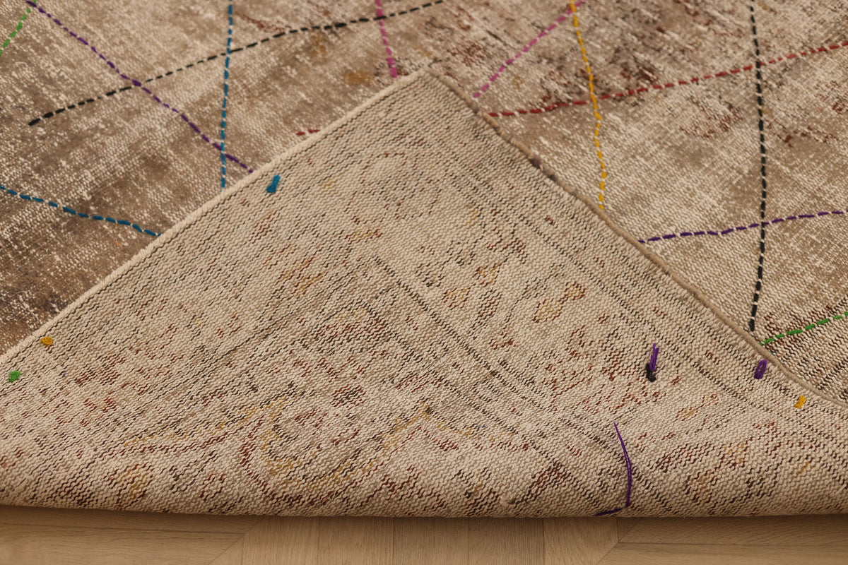 Vintage Manisa Turkish Area Rug 5x9 ft — Beige & Brown Geometric