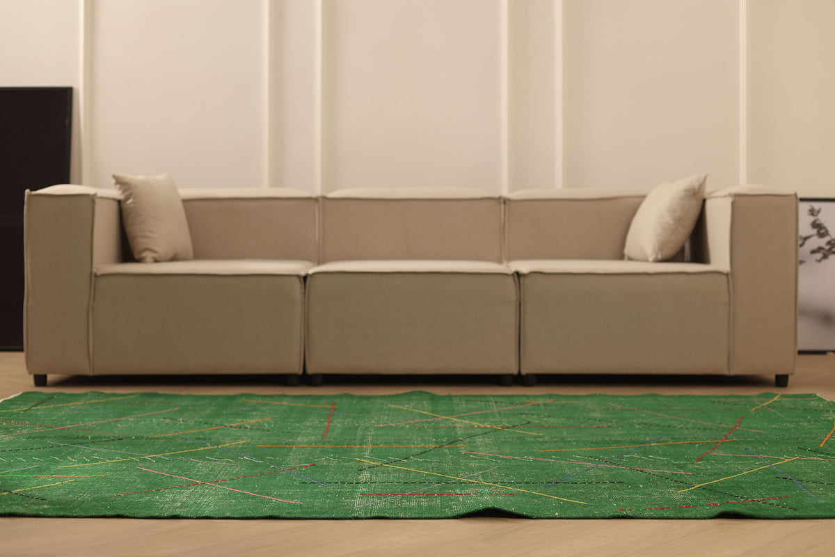 Vintage Isparta Turkish Area Rug 5x8 ft — Green Geometric
