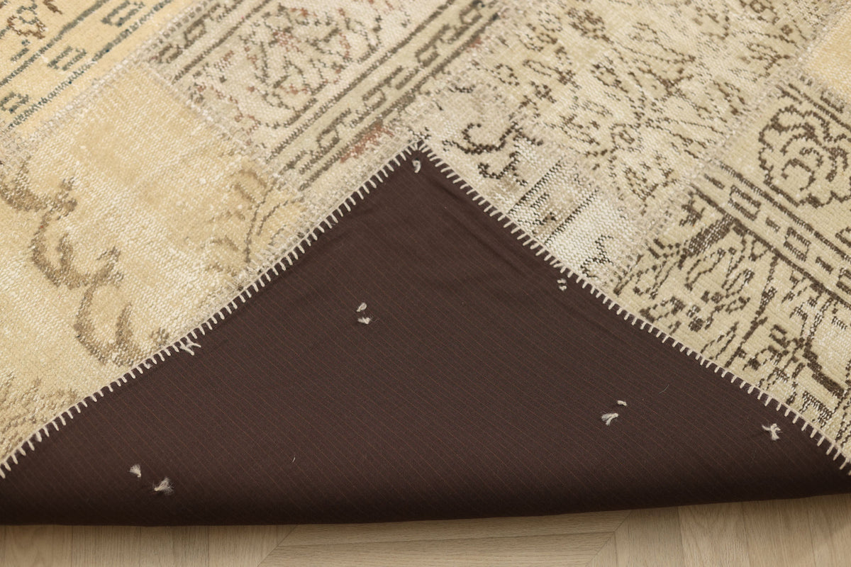 Vintage Turkish Area Rug 5x7 ft — Beige & Gray Patchwork