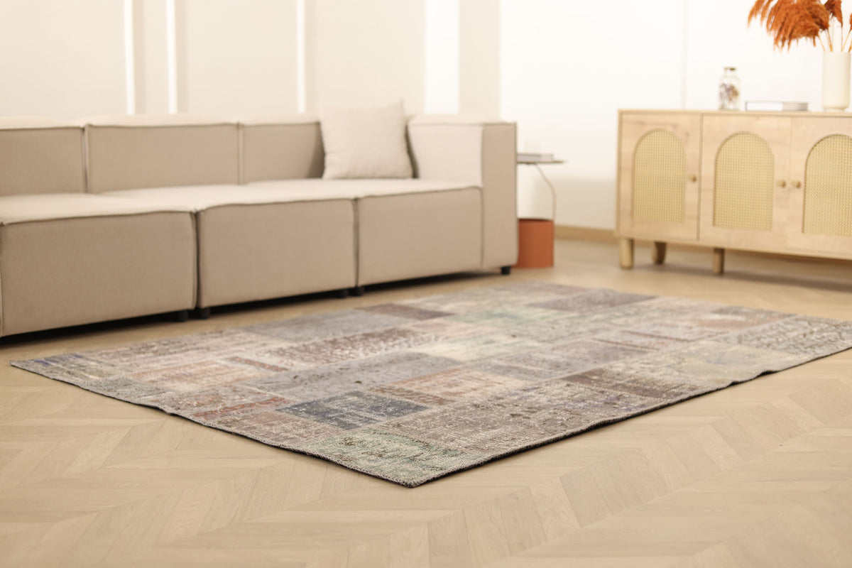 Vintage Turkish Area Rug 5x8 ft — Gray & Brown Patchwork