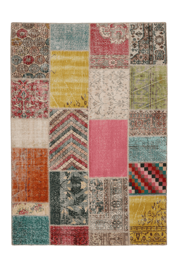 Vintage Turkish Area Rug 5x7 ft — Patchwork (No. 38713)