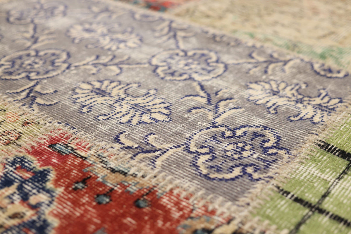 Handmade 5x7 ft vintage Turkish patchwork rug featuring vibrant floral patterns in wool and cotton with eclectic colors.