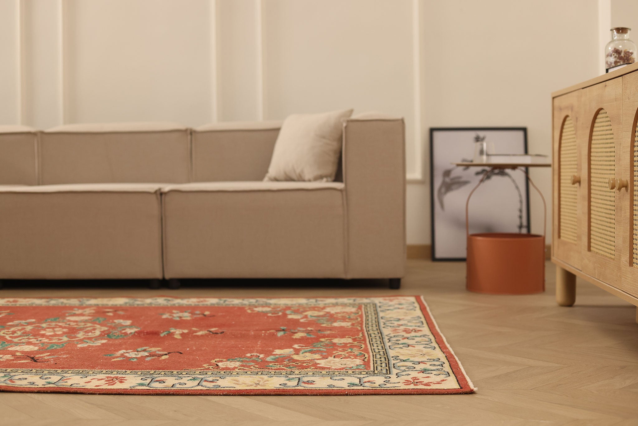 Vintage Isparta Turkish Area Rug 5x8 ft — Red & Beige Floral