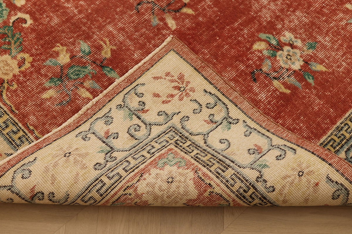 Vintage Isparta Turkish Area Rug 5x8 ft — Red & Beige Floral