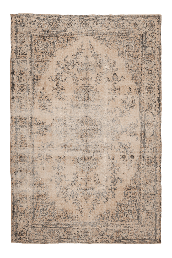 Vintage Isparta Turkish Area Rug 6x10 ft — Beige & Gray Floral