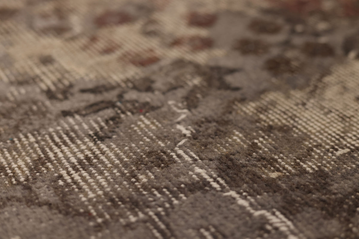 Vintage Isparta Turkish Area Rug 5x7 ft — Gray & Brown Distressed
