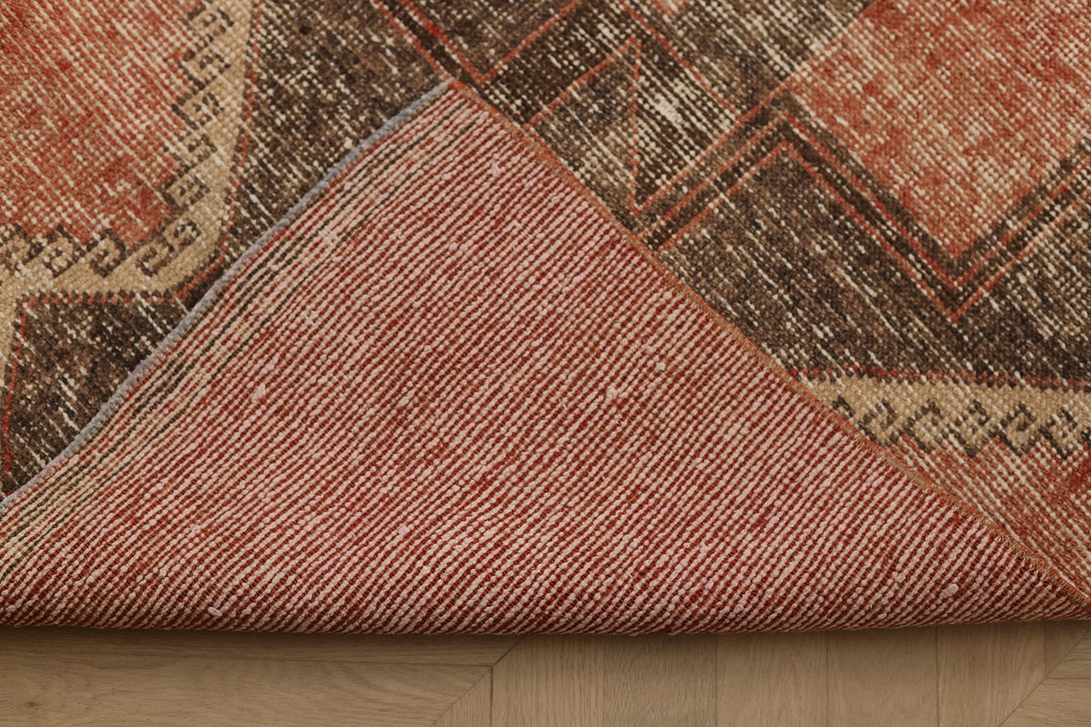 Vintage Malatya Turkish Runner Rug 3x11 ft — Red & Gray Geometric