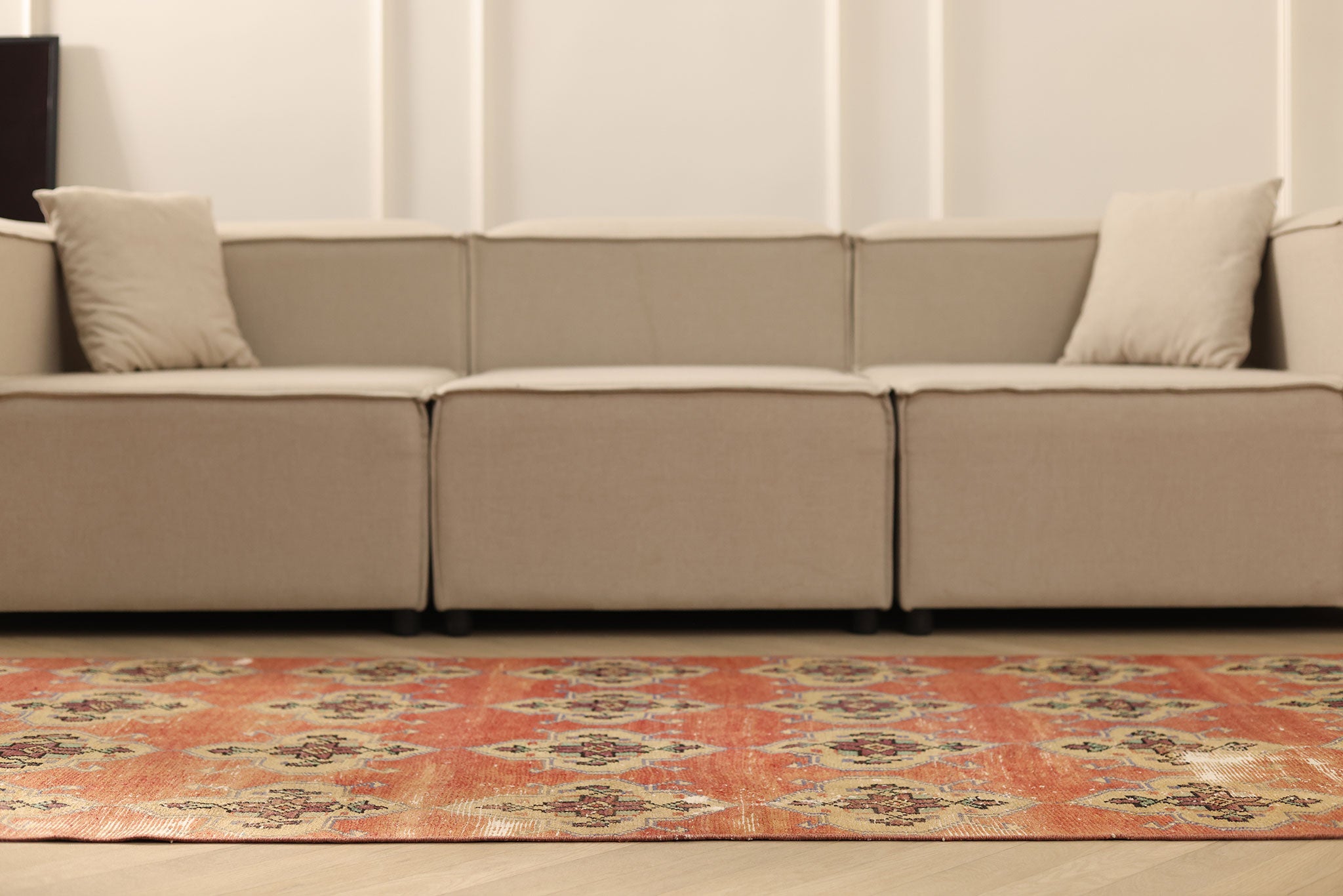 Vintage Malatya Turkish Runner Rug 3x9 ft — Red & Beige Geometric