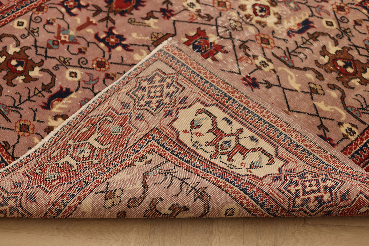Vintage Isparta Turkish Area Rug 5x8 ft — Pink & Red Floral
