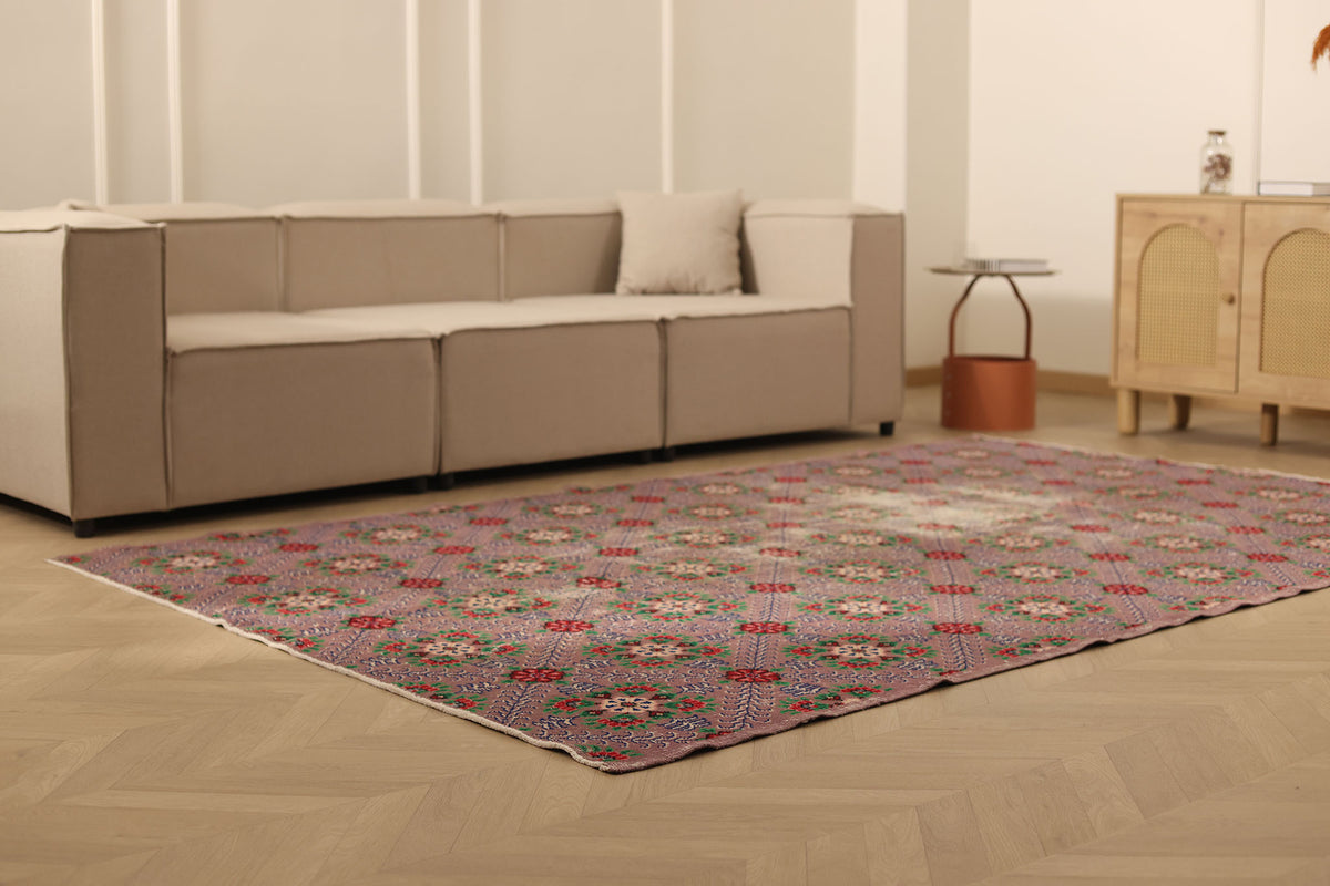 Vintage Isparta Turkish Area Rug 6x9 ft — Gray & Red Floral (No. 39258)