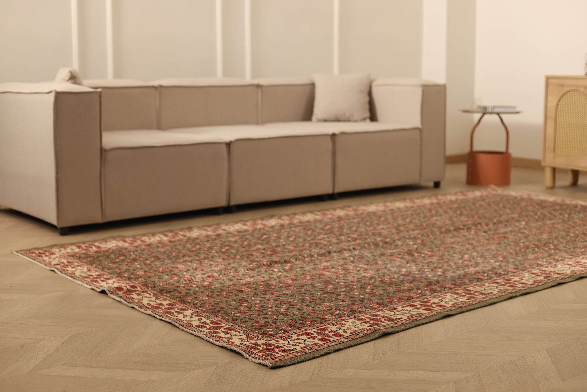 Vintage Isparta Turkish Area Rug 6x10 ft — Green & Beige Floral