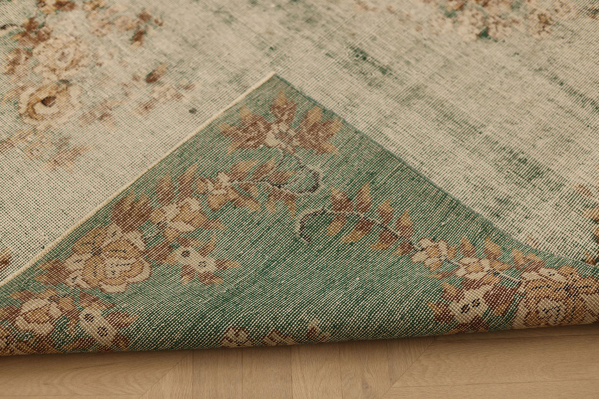 Vintage Isparta Turkish Area Rug 5x8 ft — Gray & Green Distressed