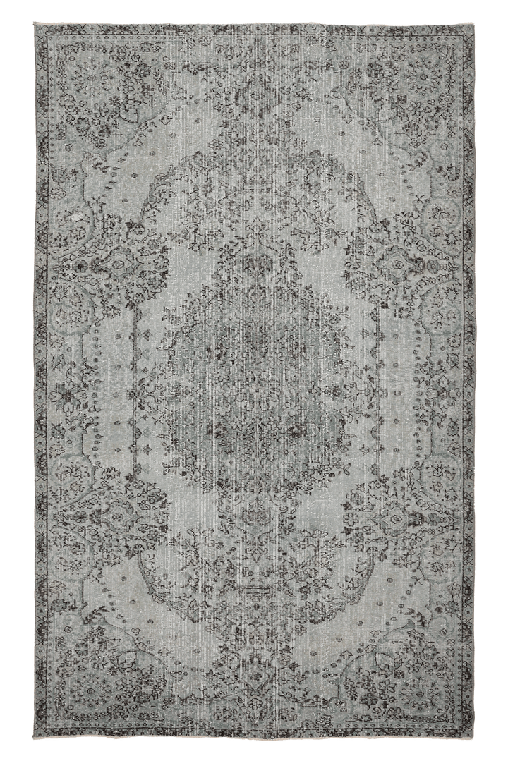 Vintage Isparta Turkish Area Rug 5x9 ft — Gray Floral (No. 39272)