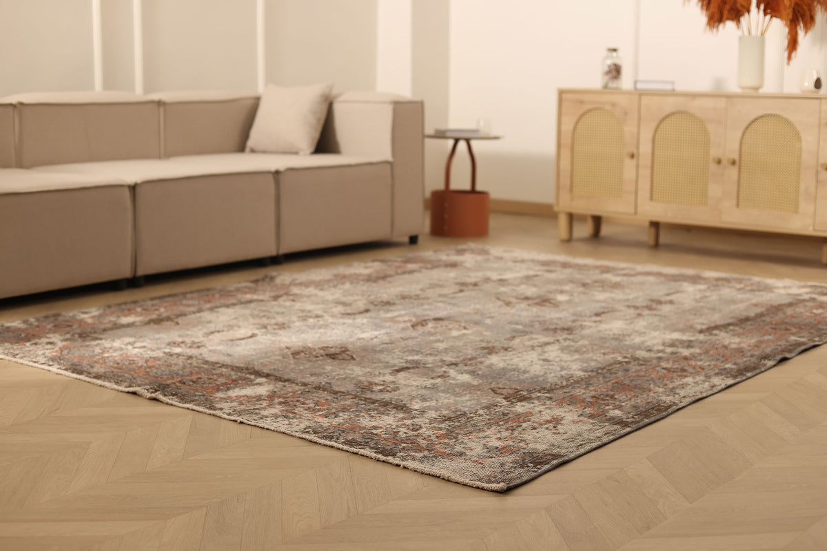 Vintage Isparta Turkish Area Rug 7x9 ft — Gray & Brown Distressed