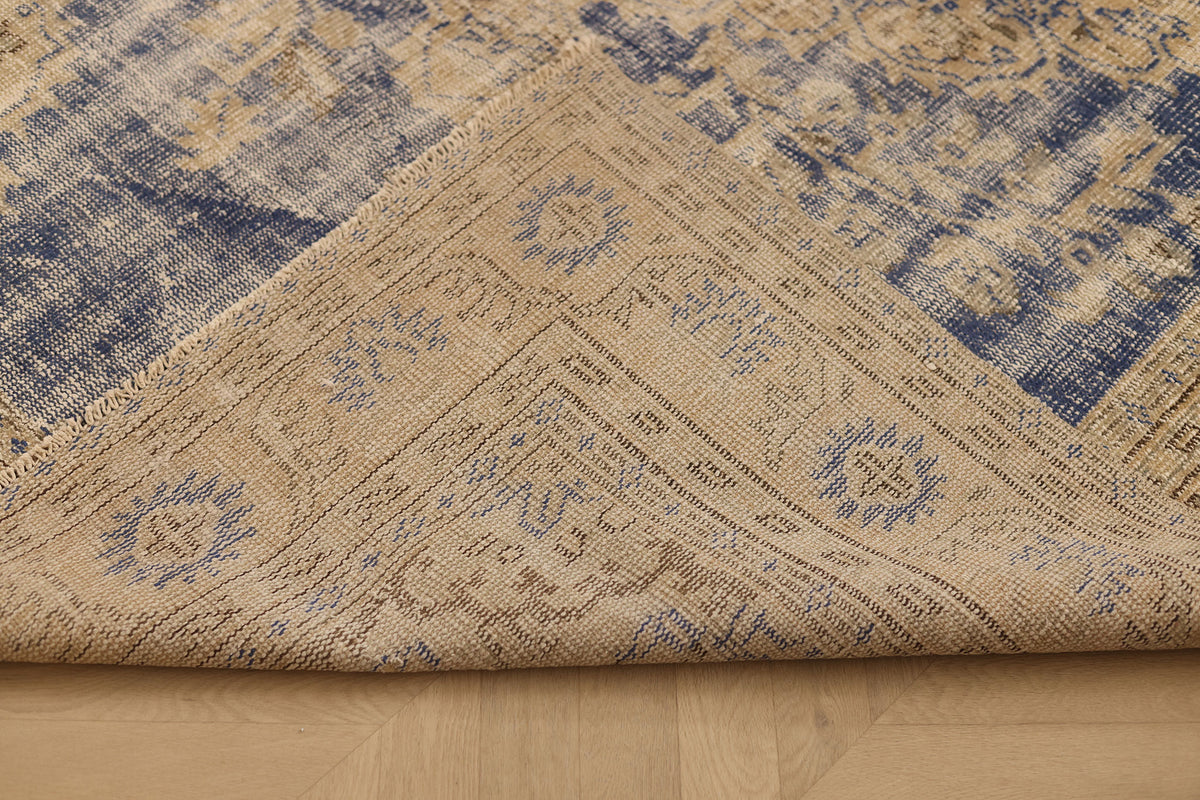Vintage Manisa Turkish Area Rug 6x8 ft — Blue & Beige Distressed
