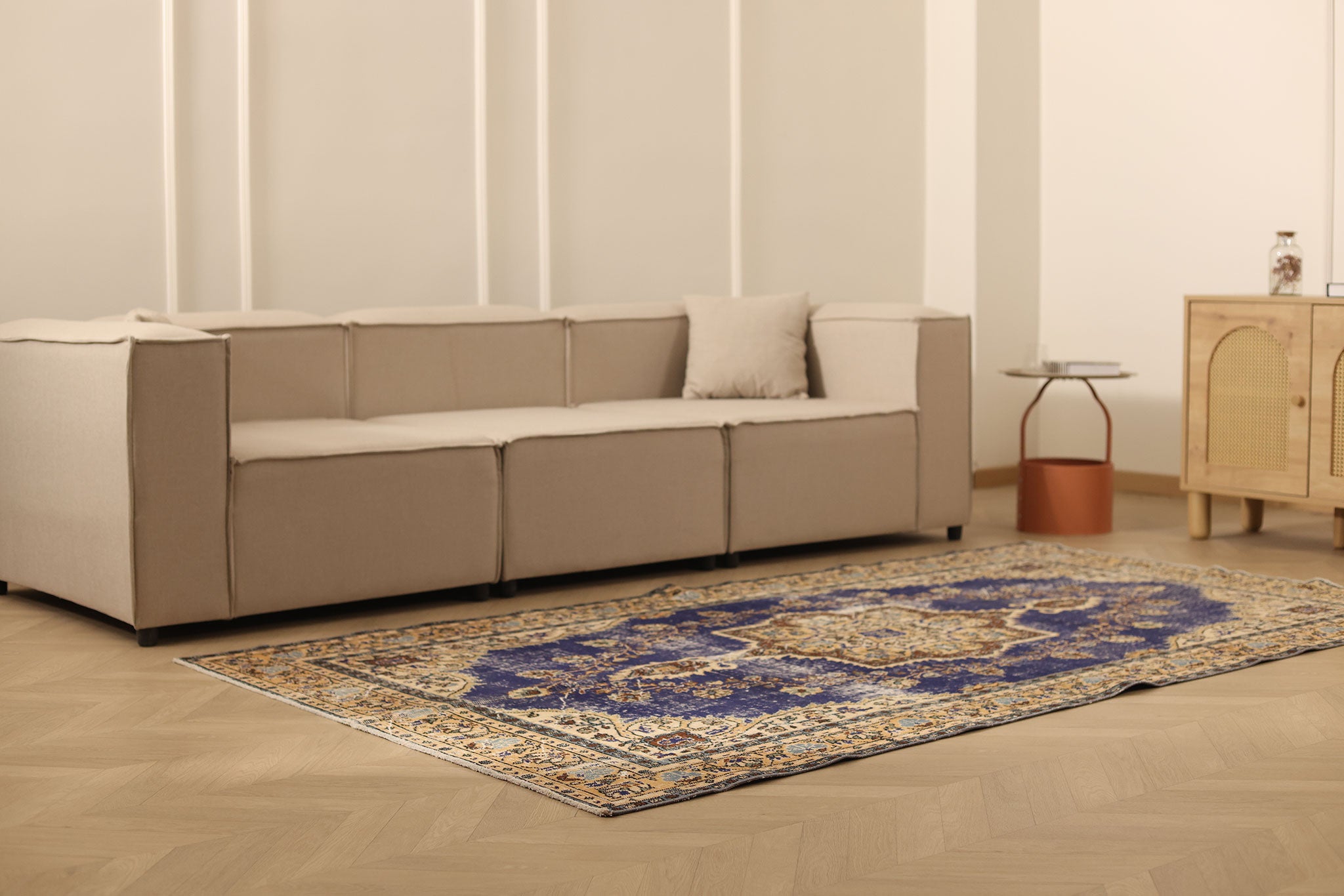Vintage Isparta Turkish Area Rug 5x9 ft — Blue & Beige Floral