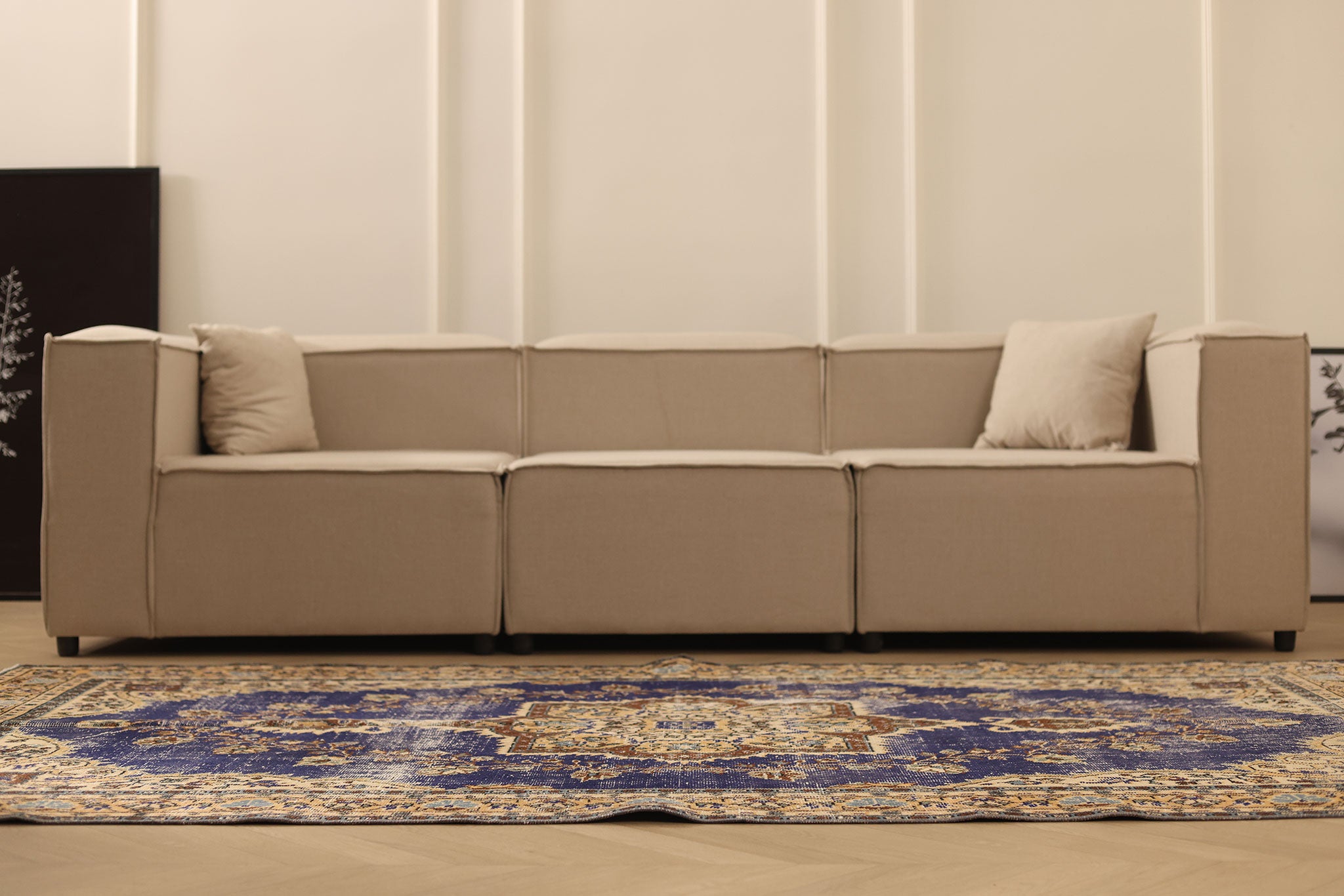 Vintage Isparta Turkish Area Rug 5x9 ft — Blue & Beige Floral