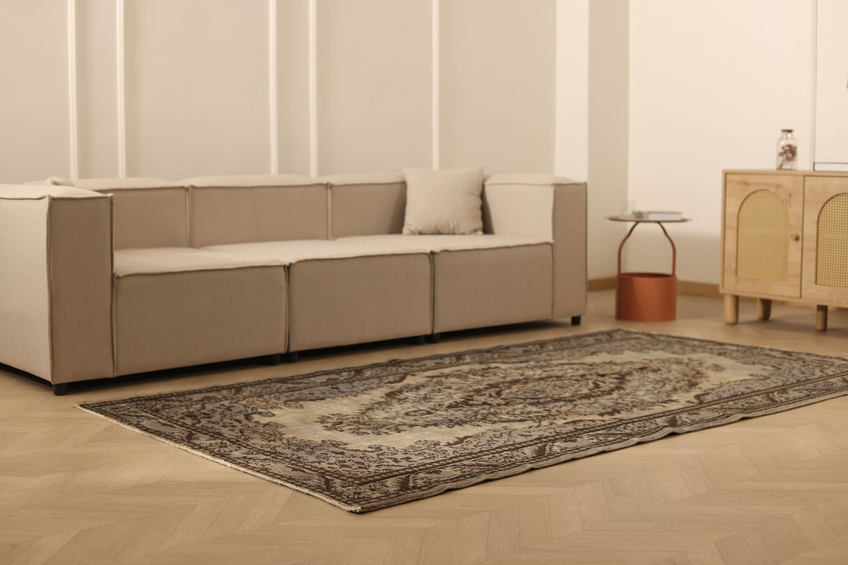 Vintage Manisa Turkish Area Rug 5x9 ft — Beige & Brown Floral (No. 39333)