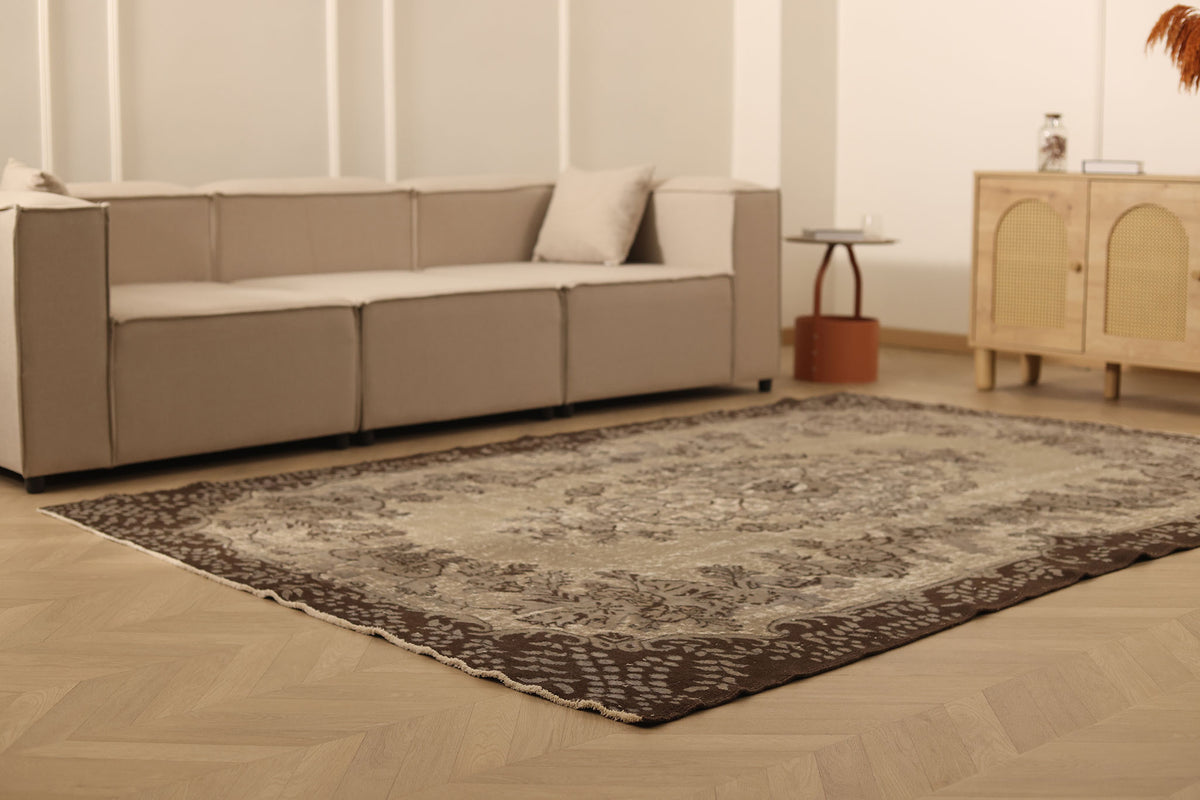 Vintage Isparta Turkish Area Rug 6x9 ft — Beige & Brown Floral (No. 39345)