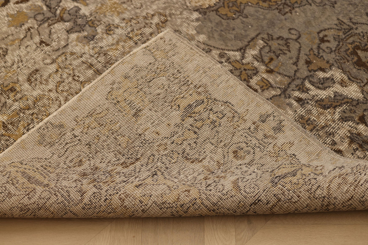 Vintage Isparta Turkish Area Rug 5x9 ft — Gray & Brown Floral (No. 39348)