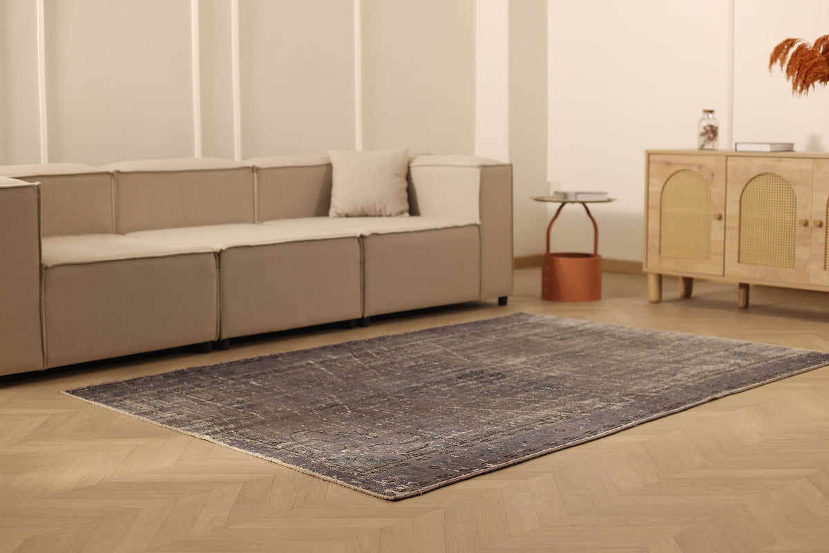 Vintage Manisa Turkish Area Rug 5x7 ft — Gray & Brown Overdyed