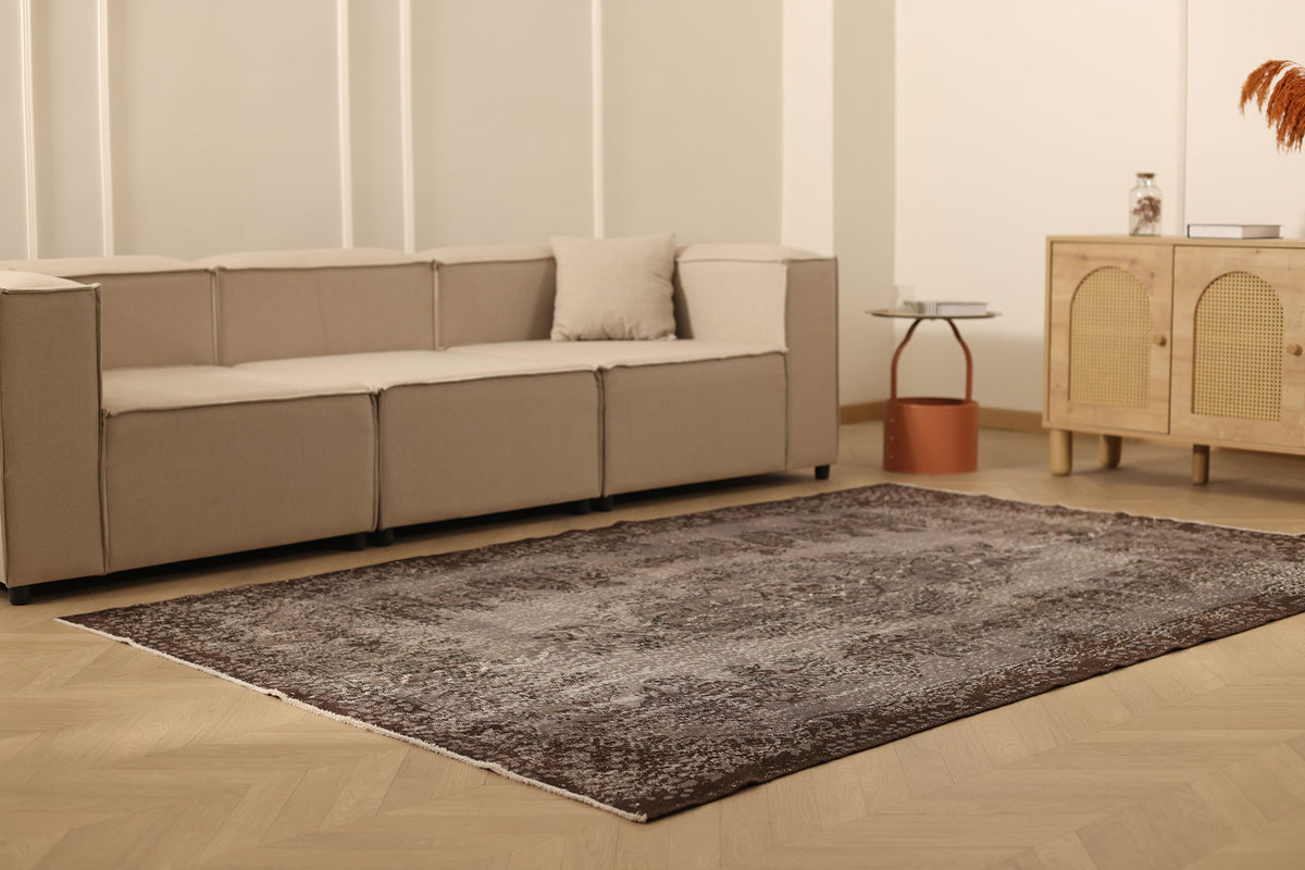 Vintage Isparta Turkish Area Rug 6x8 ft — Gray Overdyed